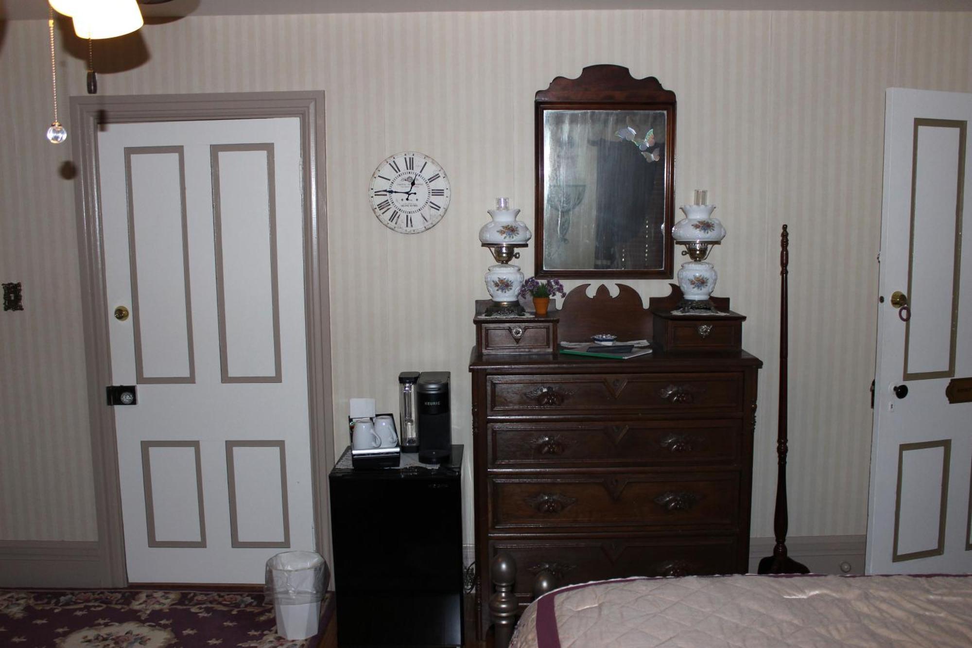 Carriage Stop Bed & Breakfast Пальмира Экстерьер фото